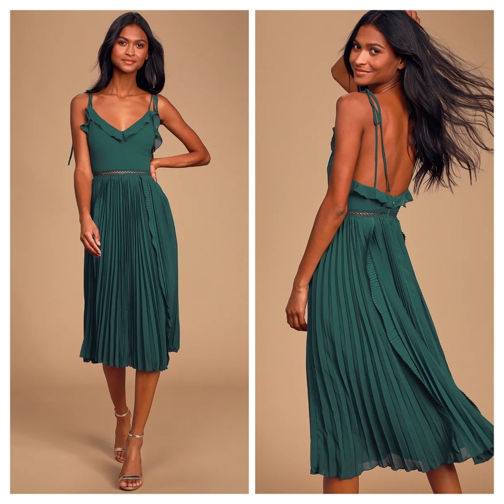 Lulu's Green Pleated Midi Dress